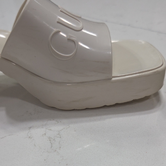 Gucci Women's Cream Mules Sz37 Might Fit Sz4 Gentle Used With No Box - Picture 5 of 16